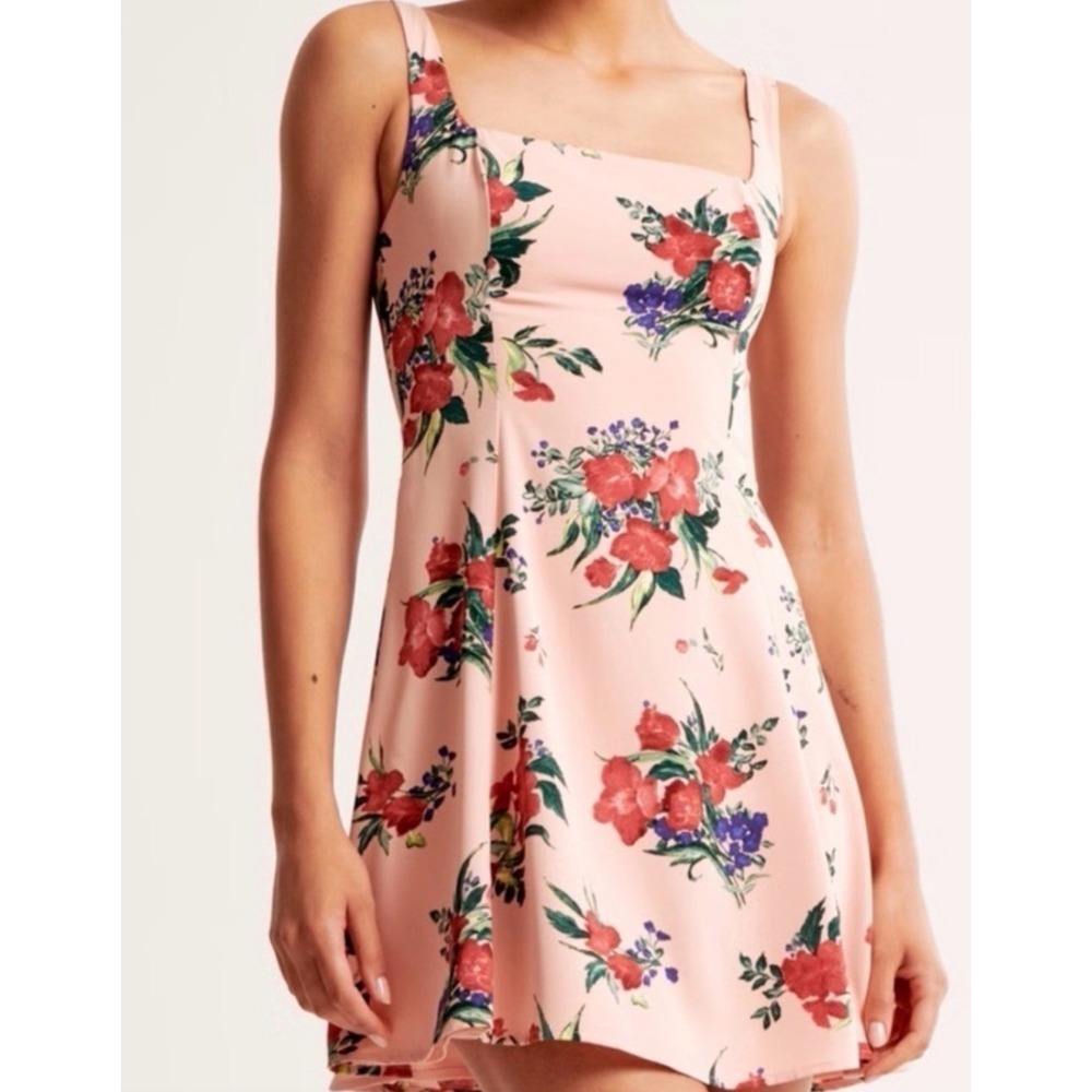 Abercrombie & Fitch Fit‎ and Flare Dress Womens Small Pink Floral Smocked Mini
